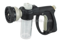 Fertilizer dispensing spray gun