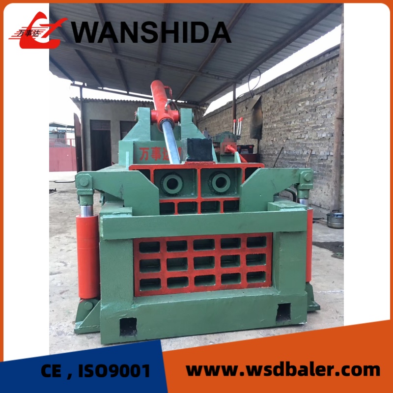 11 Enfardadeira de metal frontal 11Front out metal baler