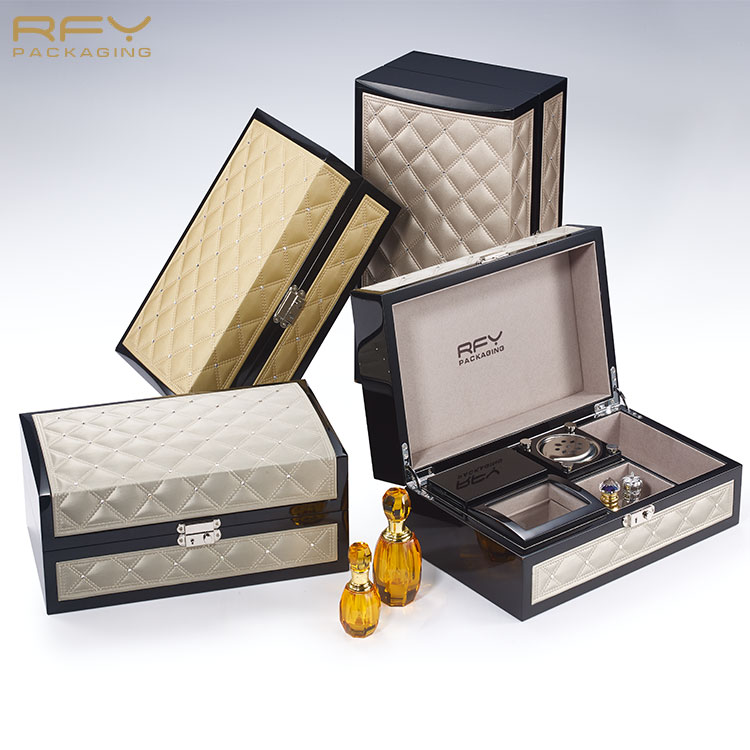 Luxury Arabic style incense burner perfume set boxes custom logo lacquer essence oil parfume bottle wooden box