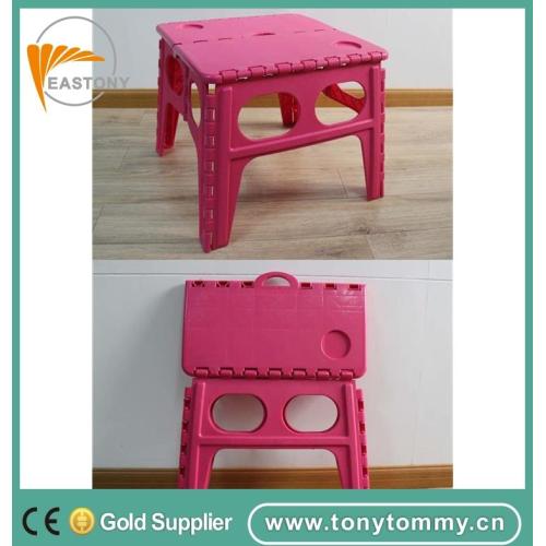 The lightweight foldable step stool