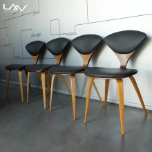 Nordic Designer Style Solid Wood Dining Chair for Home