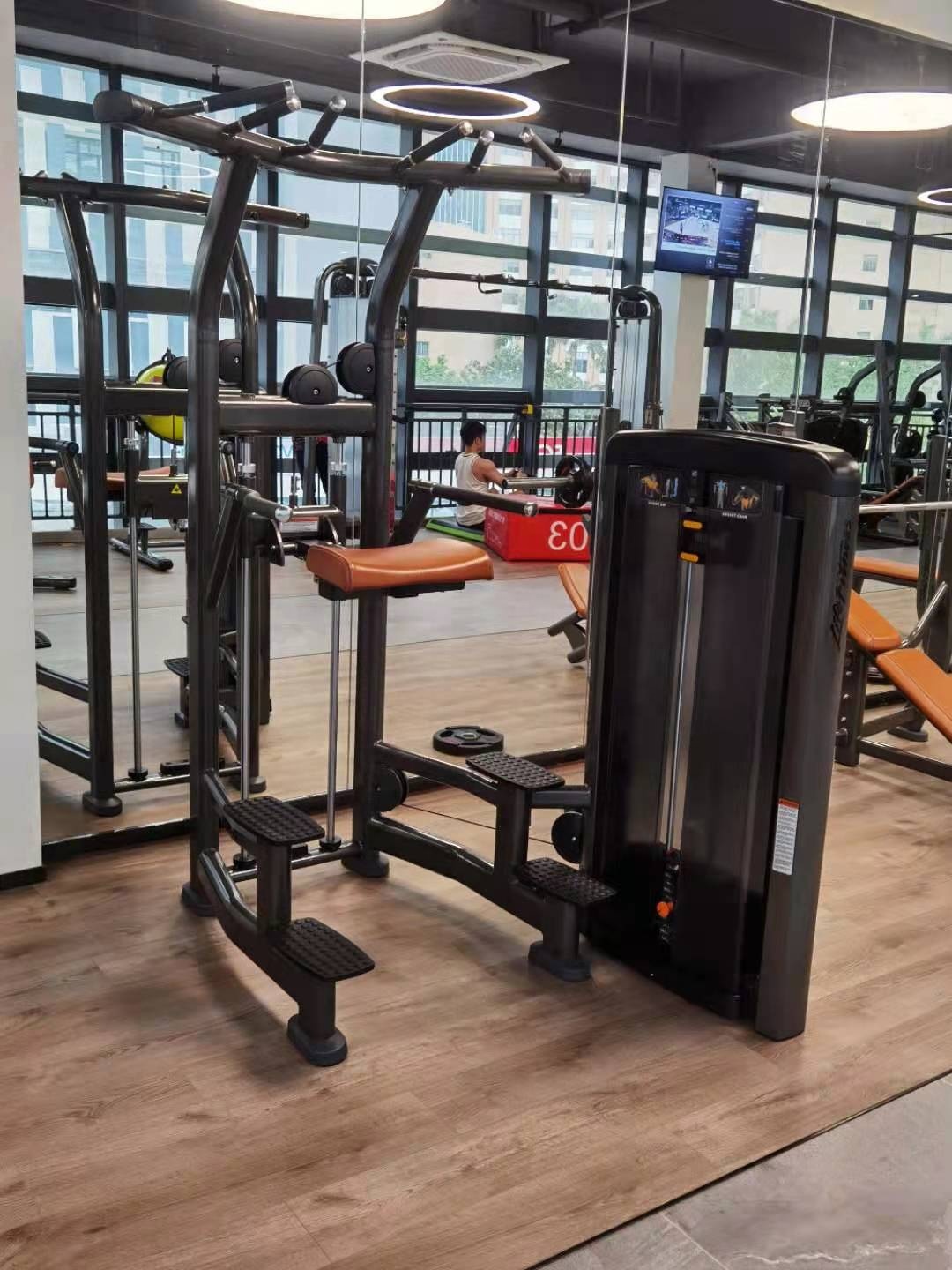 gym training machine