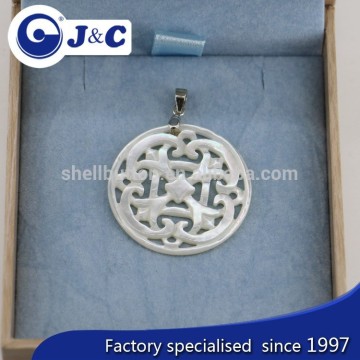2015 fashion carve nature sea shell colourful Pendant