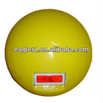 Single reflector yellow ceramic cat eye