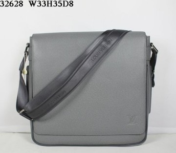 Top quality AAA replica LV men's bag, men's business bags replica LV, real leather bags for men wholesale and retail online