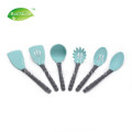 Set di utensili da cucina in silicone con impugnatura in PP di nuova concezione