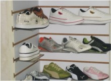 wall shoe display