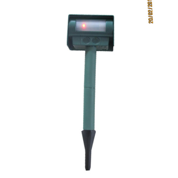 Ultrasonic Outdoor Pest & Animal Repeller