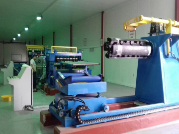 Compact Simple Precision PPGI Slitting Machine