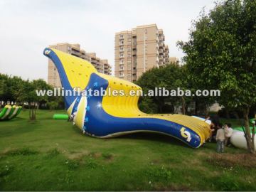 China inflatable games on water / inflatable water park games