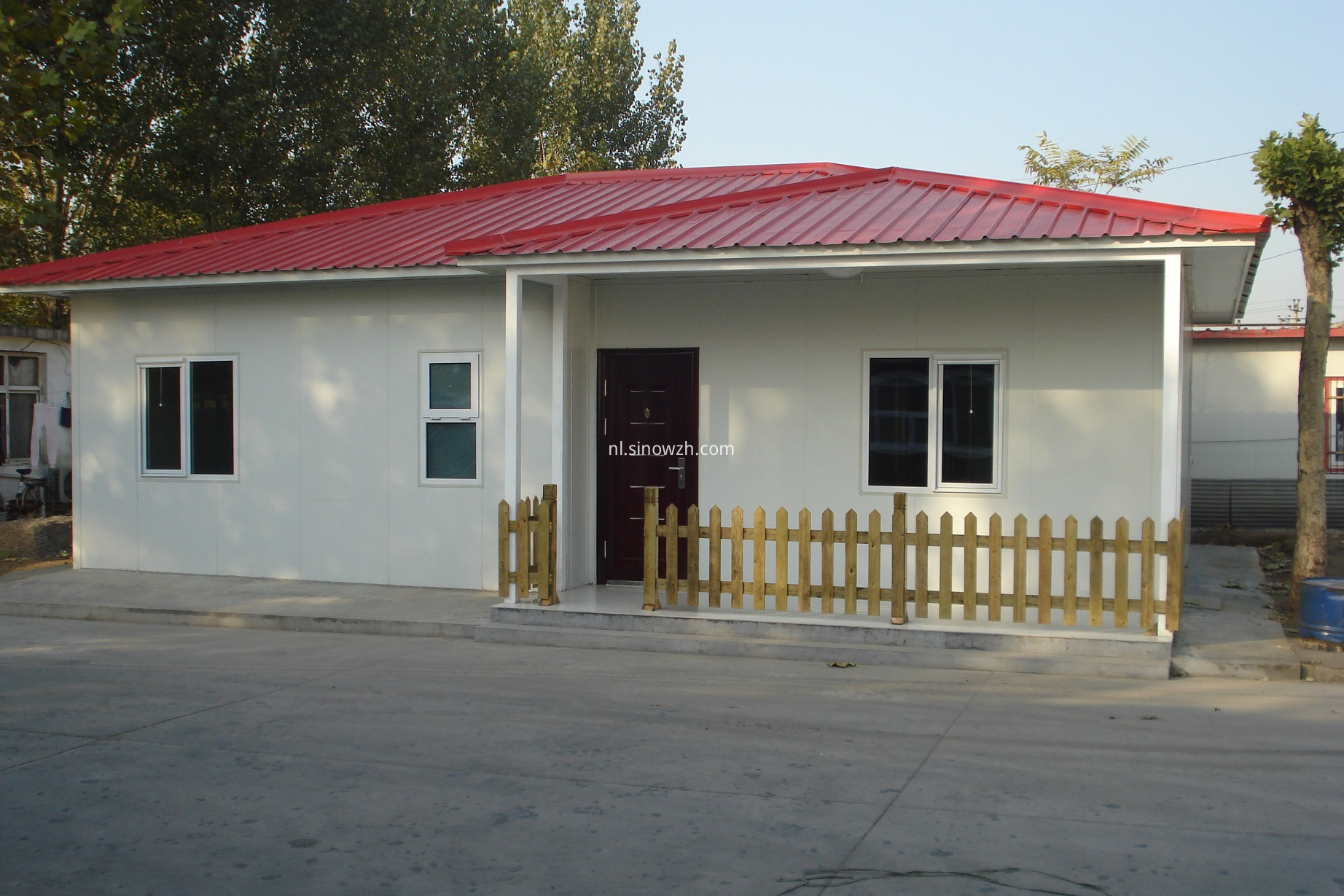 prefabricated camp building