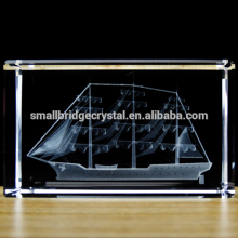Wholesale 3d Laser Etched Crystal Sailing For Boat Souvenir Gift