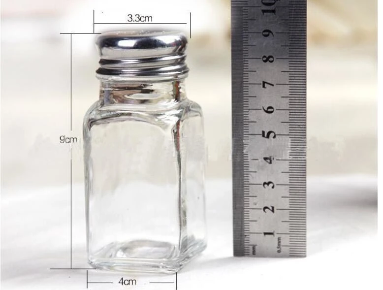 Old Design Square Shape Glass Storage Jars for Spice with Metal Lids