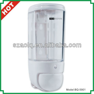 Disinfected hospital mounted liquid medicine dispenser