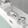 Rubinetto del mixer a cascata da bagno