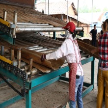 Types of Veneer Dryers Machinery for Plywood Making