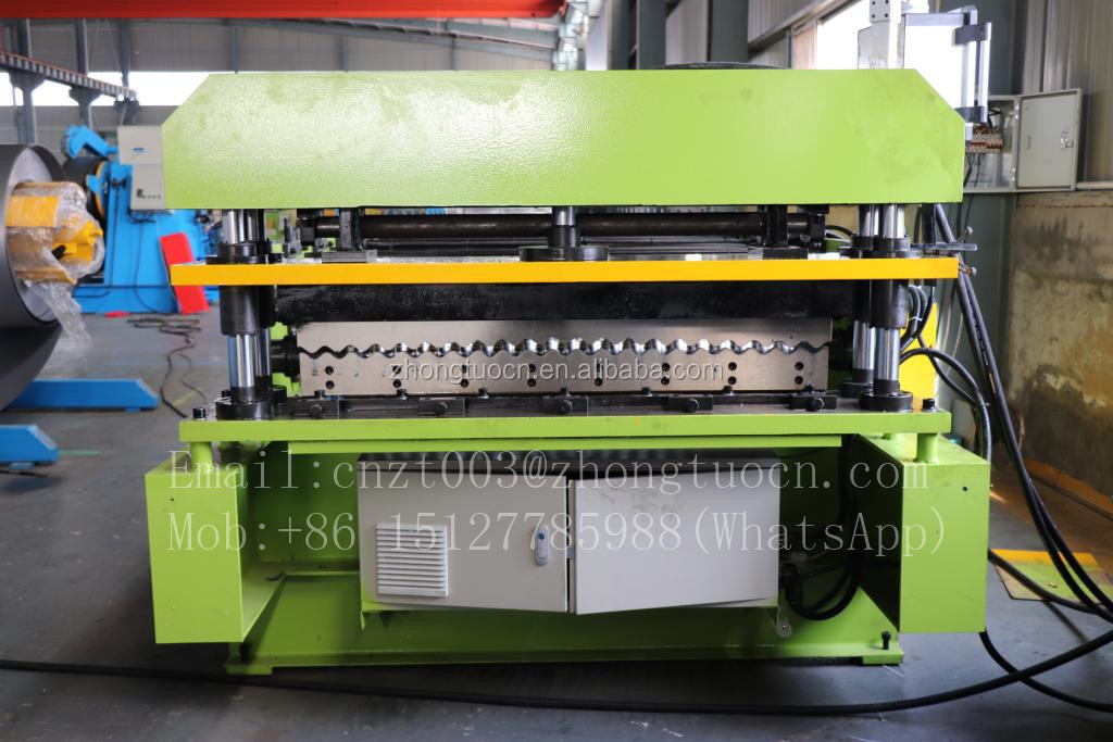 Corrugated iron sheet making machine