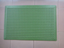 Anti-fatigue bubble rubber mat