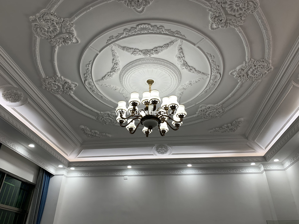 Decoration with PU molding