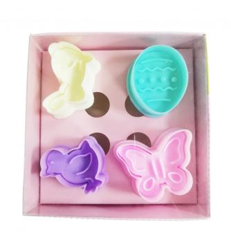 Easy animal biscuit mold accessories