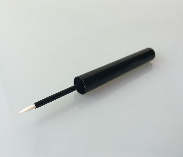 eyeliner brush