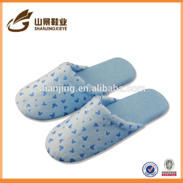 2016 hot selling dot slipper print soft indoor outdoor slipper