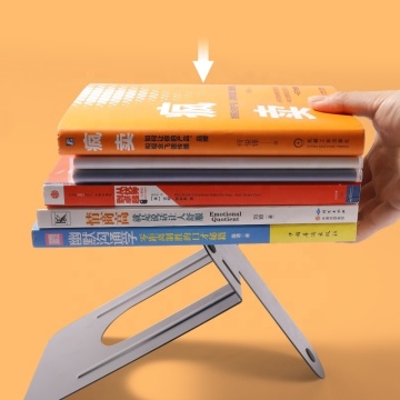 metal separates the bookshelf Simple and creative