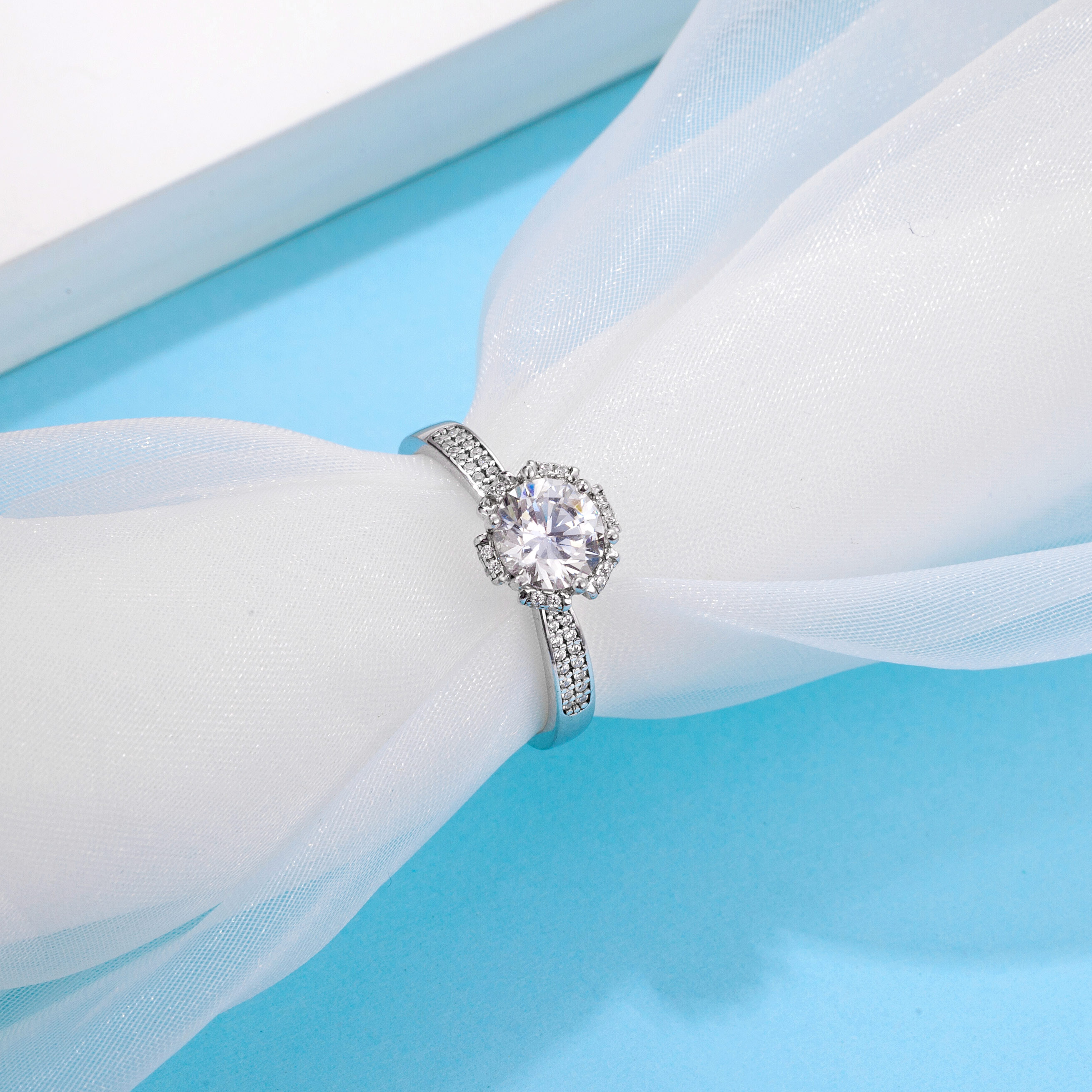 925 Trendy Pure Silver Ring Jewelry With  Created Diamond Ring With Good Quality For Women