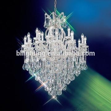 Modern italian acrylic chandelier prisms for weddings