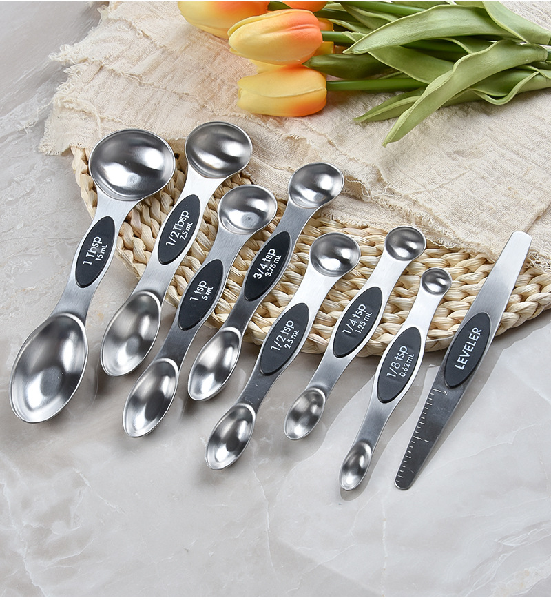 Yuming Kitchen 8pcs Measuring Spoon Scoop Set with lever Double Side Stackable Scoop