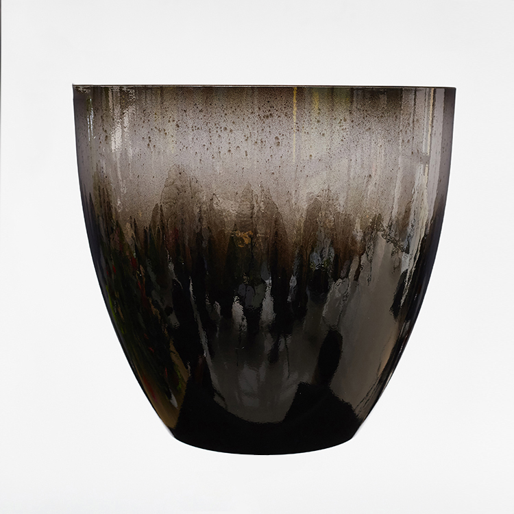 maceta de cuerno boca ancha pies altos horn flowerpot wide mouth tall feet