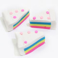 Beliebte bunte süße Kuchen süße Dessert geformte Polymer Clay für DIY Craft Ornamente Nail Arts Dekor Charms