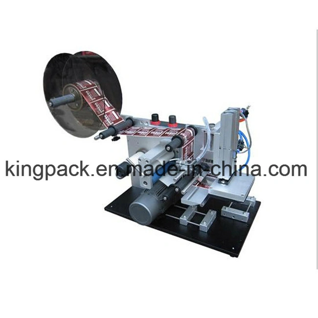 Semi-Automatic Flat Bottle Labeling Machine