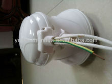 Handheld showerheads