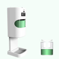 Staff COVID-19 Sanitizer Dispenser dengan Pemeriksaan Suhu