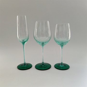 Druppelkleurige steel wijnglas drinkset