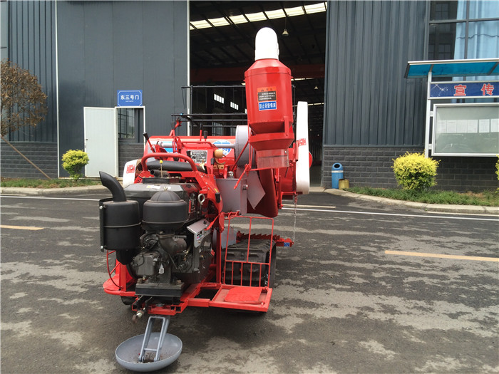 Wheat Harvester with Big Granary