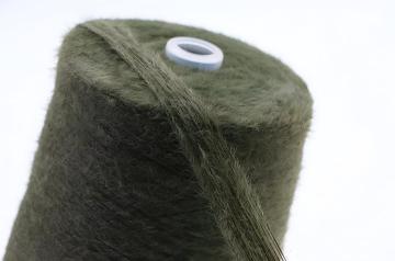 Nylon Polyester Blended Hand-Knitting Yarn 2.0CM with Soft Texture