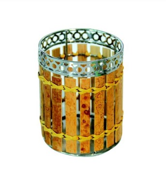 circular bamboo pen holder