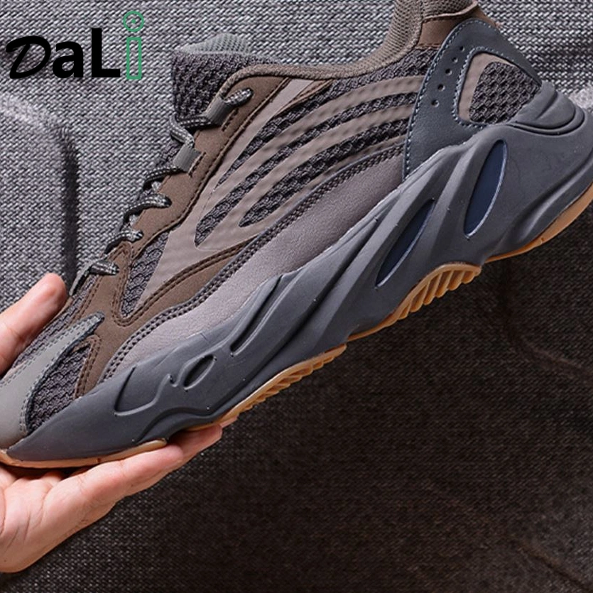 Fashion Sneaker Breathable Yeezy 350 380 500 700 V2 Zebra Running Shoe for Men