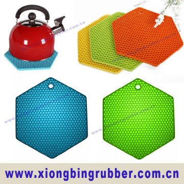 Silicone heat resistant pan mats