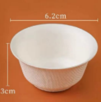 Disposable paper cup for hot soup and drinks