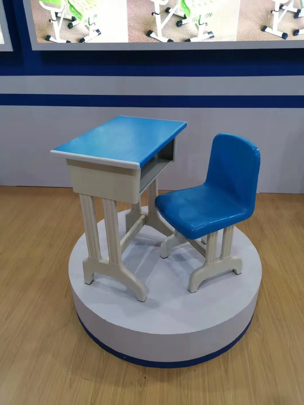 Good Quality Desk and Chair for Students in School