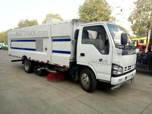 4CBM Isuzu Compact Road Sweeper Wash Garbage Truck