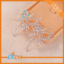 Fashion Flower Shape Alloy Brooch Decorated With Czech Stones