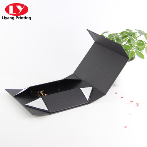 custom magnetic foldable black cosmetic packaging box