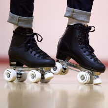 Factory Price Flashing Roller Skates with Four Wheels for Teenagers