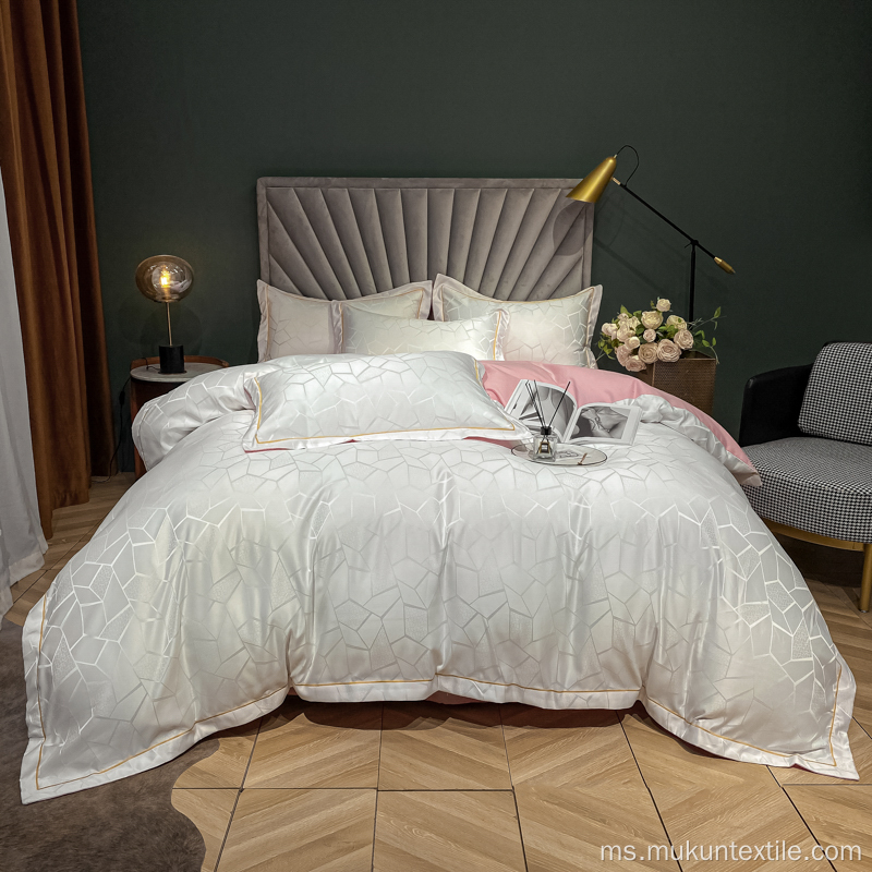 Custom Jacquard Luxury Satin Silk Hotel Bedding Set