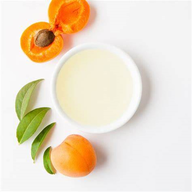 pure natural Apricot oil
