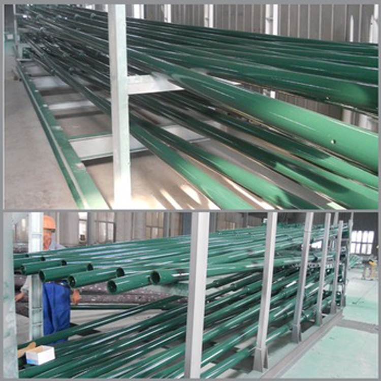 Hot dip galvanized and powder coating steel road crash barrier for safety